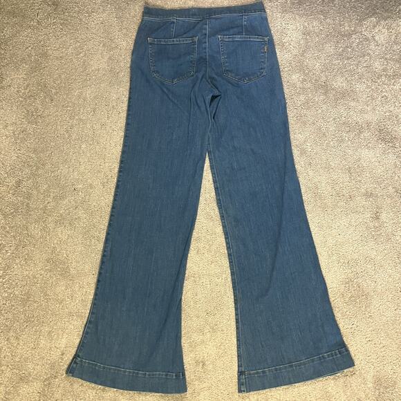 Express Womens Wide Leg Mid Rise Flare Jeans Medium Wash Size 0 1970s Hippie - Picture 2 of 14